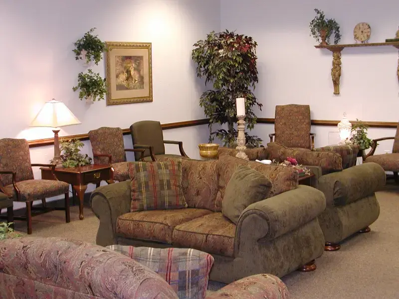Lounge with sofas and chairs